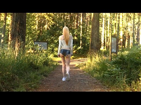 ❤️ awéwé geulis gerak lalaunan, teu buligir video ️❌ Sex di urang ☑